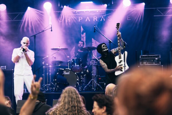 Live - Burning Q 2025 - Parasite élevé