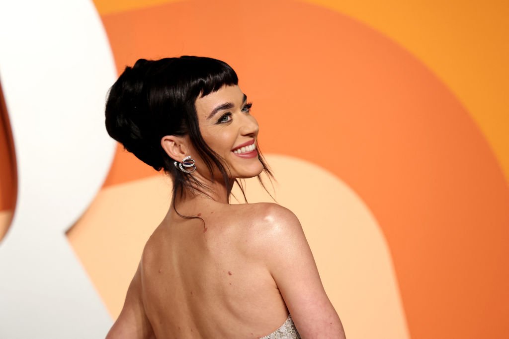 Katy Perry partage à quel point elle est « fière » d'elle-même après des défis publics et personnels