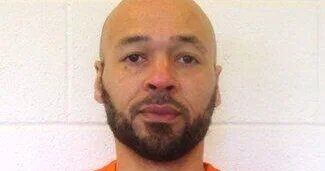 Un condamné à mort de l'Oklahoma retrouvé inconscient dans sa cellule après avoir obtenu la grâce le jour de son exécution Un condamné à mort de l'Oklahoma retrouvé inconscient dans sa cellule après avoir obtenu la grâce le jour de son exécution