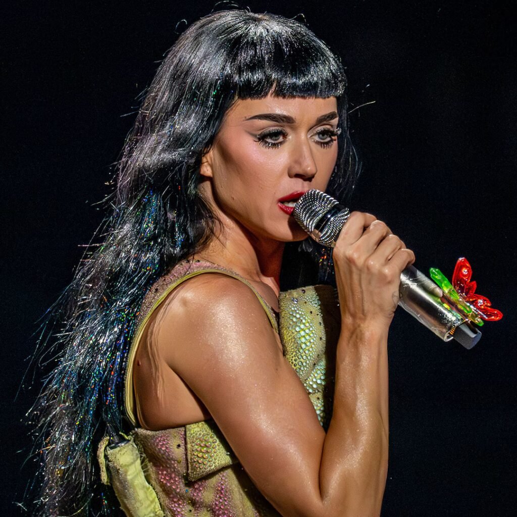 La chanson « Bandaids » de Katy Perry laisse entendre la raison de la rupture d'Orlando Bloom