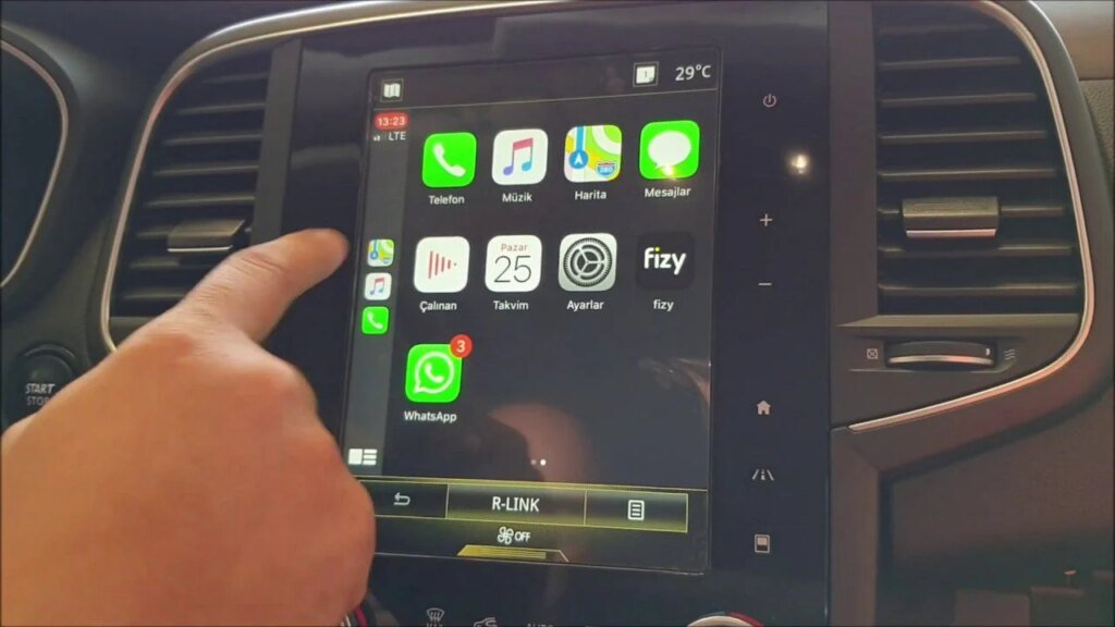 Installer Apple CarPlay dans une Renault R-Link 2 – Carplay.fr Installer Apple CarPlay dans une Renault R-Link 2 – Carplay.fr